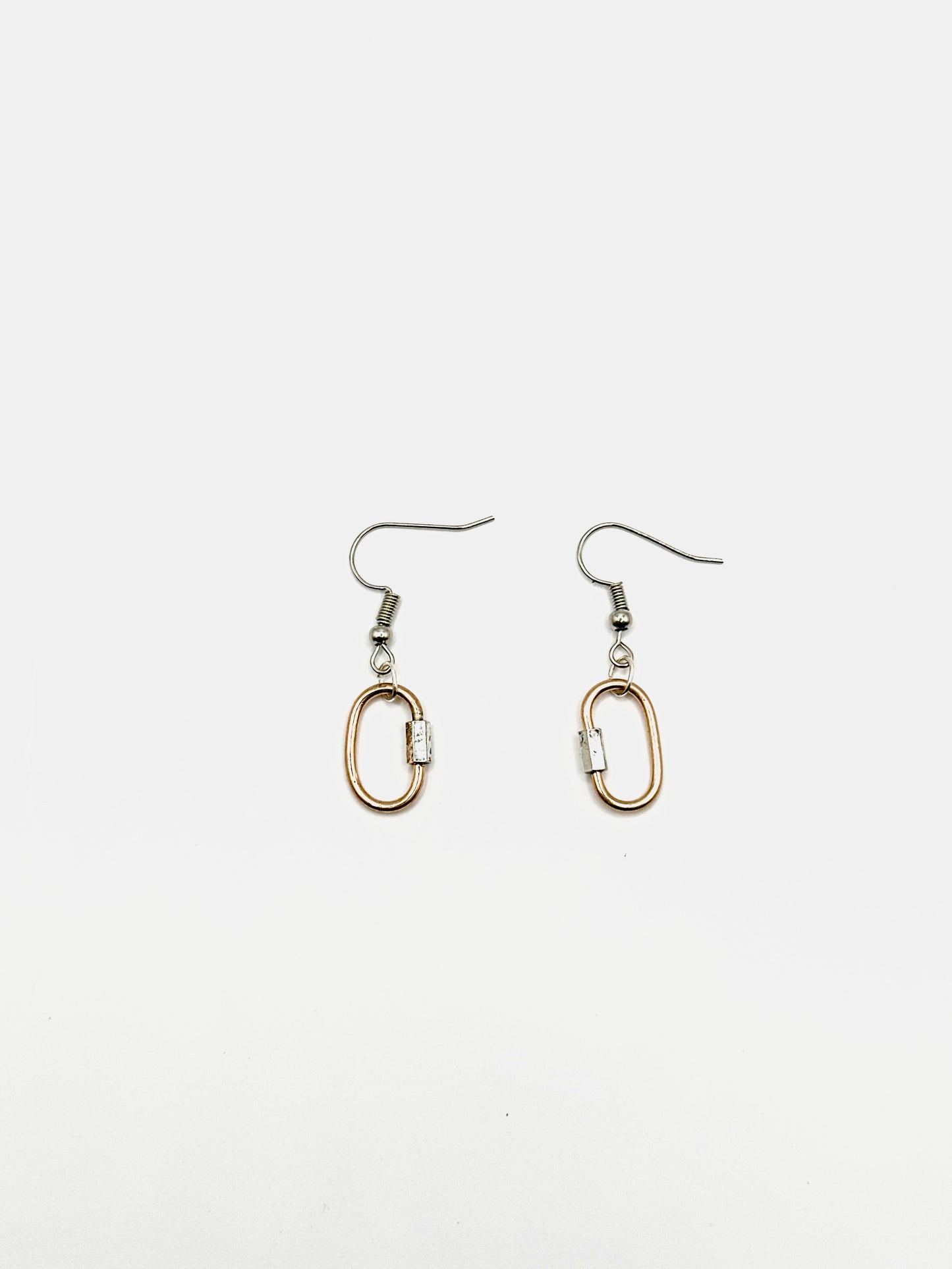 THE GOLD CARABINER