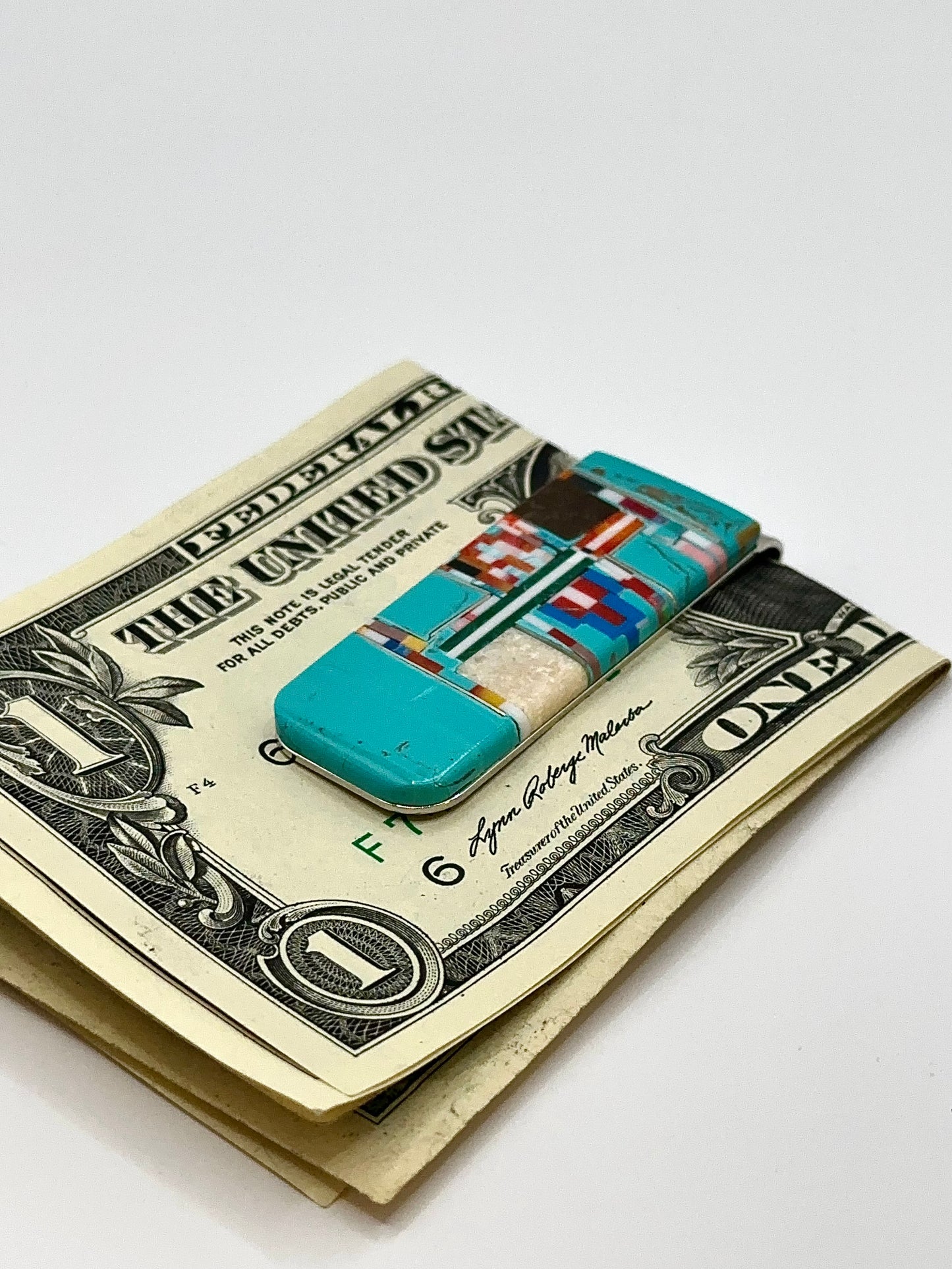 THE SOUTHWESTERN CLIP