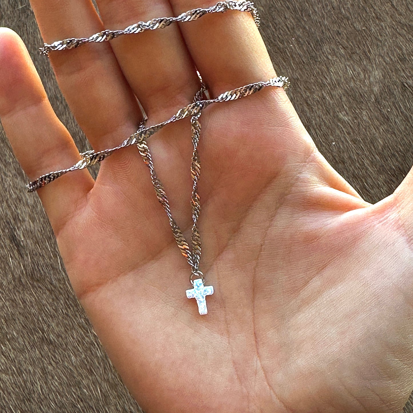 THE OPAL MICRO CROSS