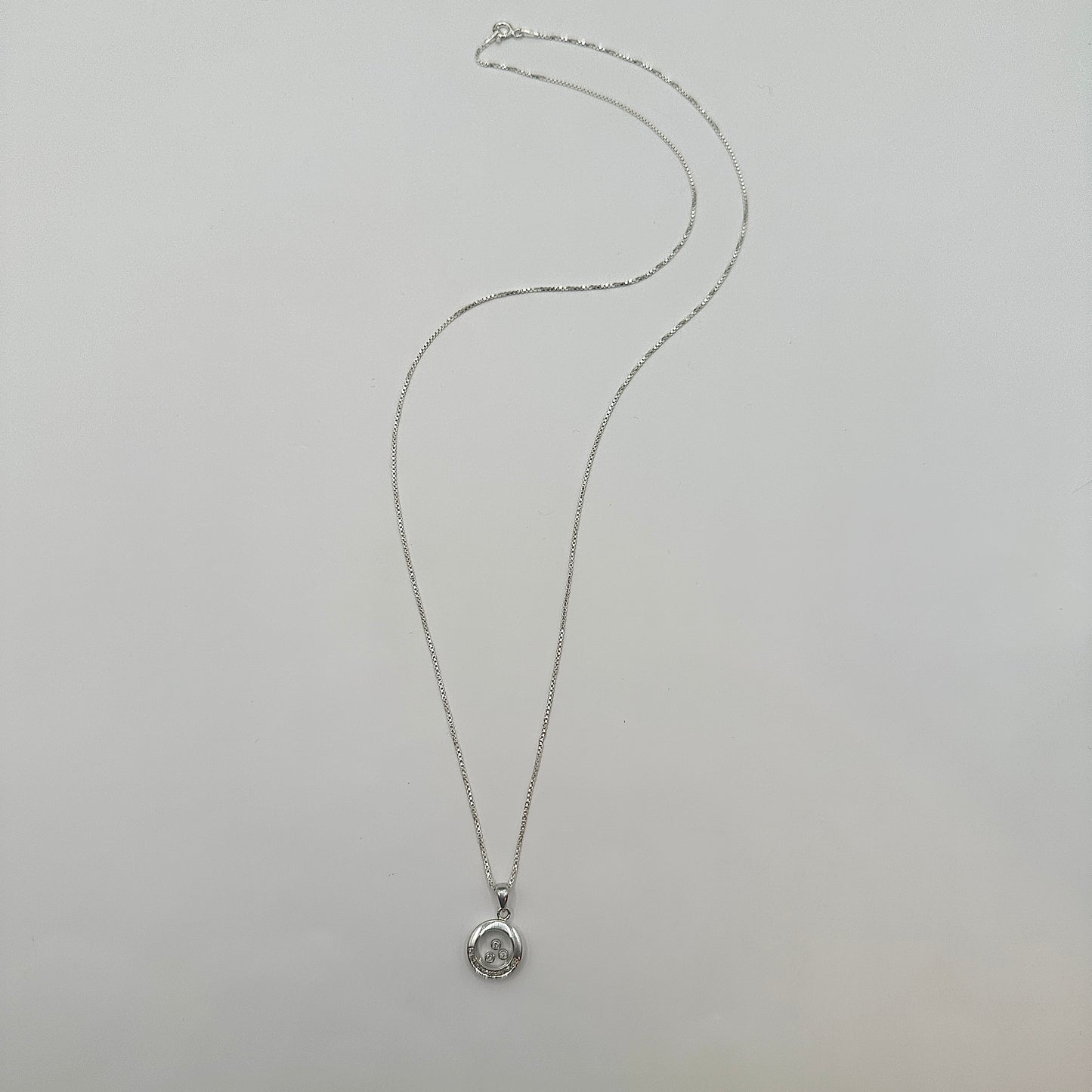 THE FLOATING DIAMOND